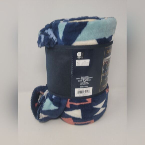 NWT Pendleton Ultra Plush Fleece Sherpa Throw Blanket  50x70 inches - Picture 3 of 6